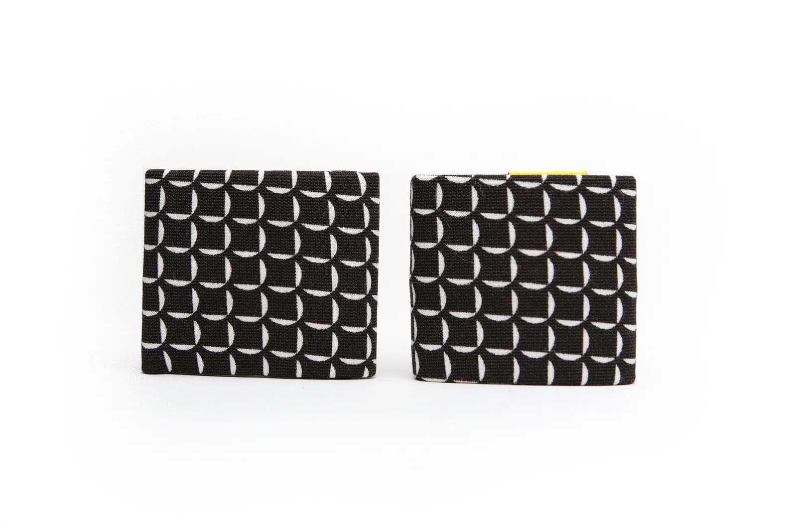 Black Grid — image 3